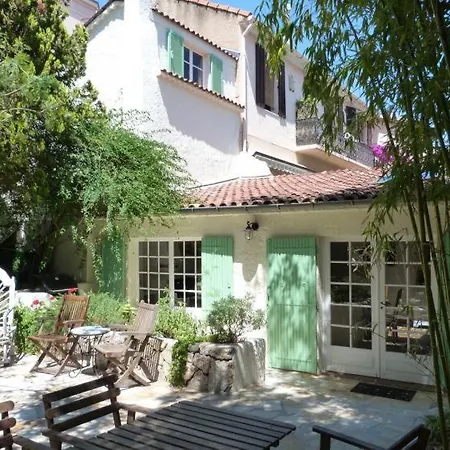 Sleeps 6 Wifi *